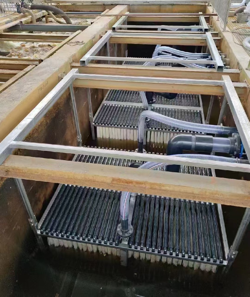 藍(lán)膜簾式MBR膜可以免費(fèi)組裝嗎